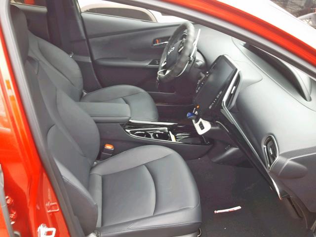 JTDKARFP6J3076627 - 2018 TOYOTA PRIUS PRIM 红色 照片 5