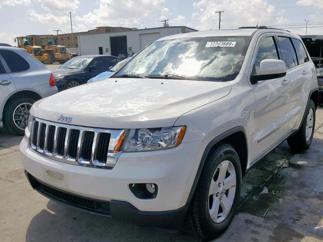 1J4RR4GG2BC510742 - 2011 JEEP GRAND CHER WHITE photo 2