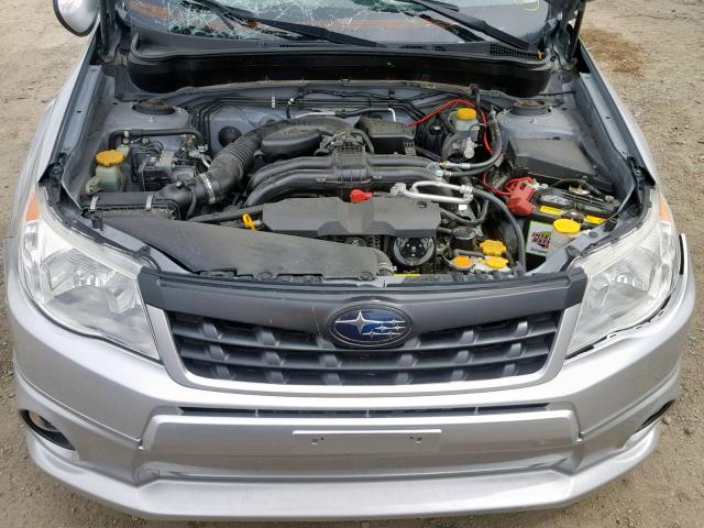 JF2SHAEC3BH733322 - 2011 SUBARU FORESTER L SILVER photo 7