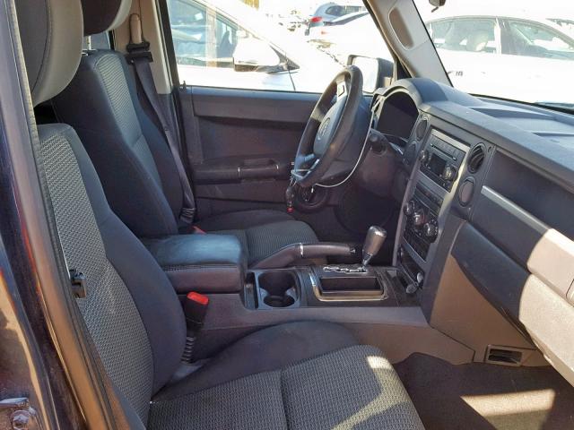 1J4RG4GK4AC125725 - 2010 JEEP COMMANDER BLUE photo 5