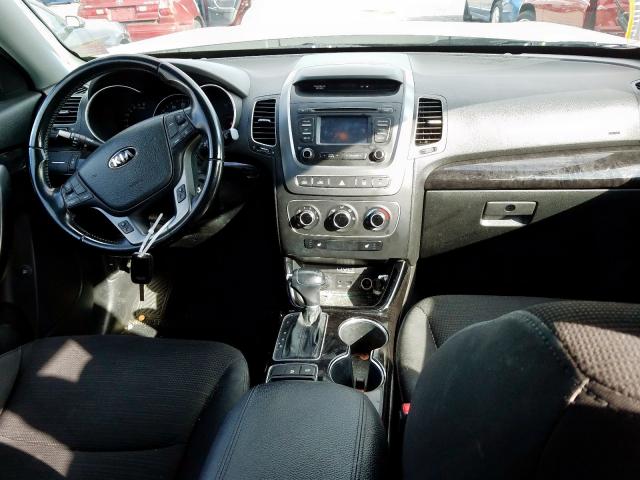 5XYKT4A60EG485252 - 2014 KIA SORENTO LX  photo 9