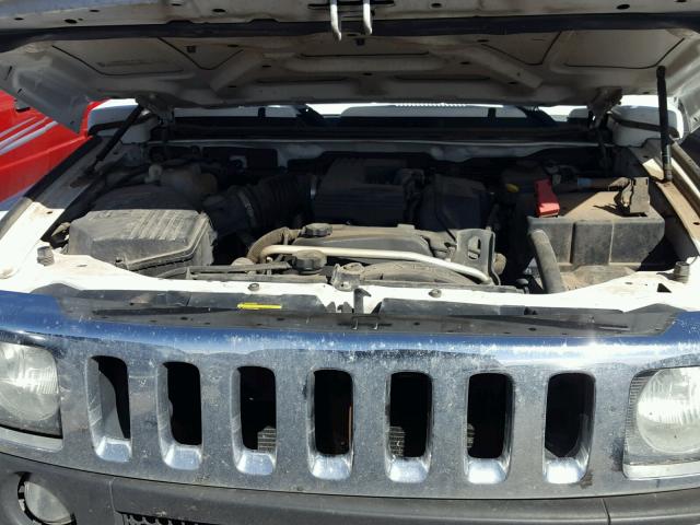 5GTDN136968280531 - 2006 HUMMER H3 WHITE photo 7