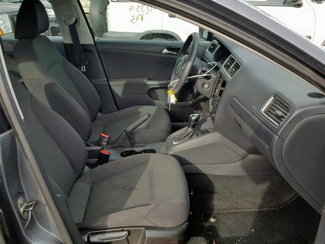 3VW2K7AJ9BM061086 - 2011 VOLKSWAGEN JETTA BASE GRAY photo 5