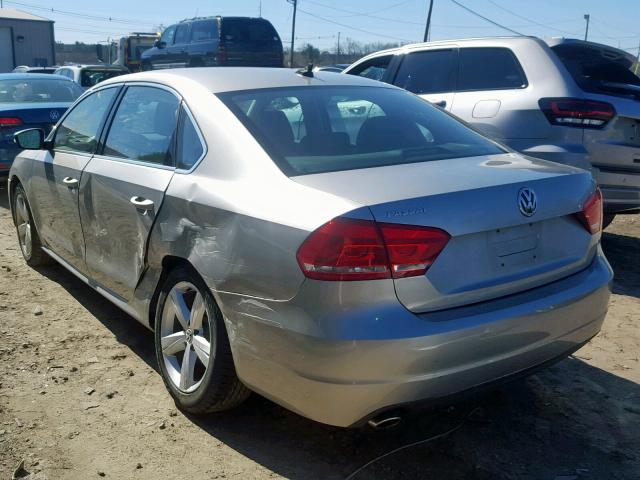 1VWBP7A35DC060783 - 2013 VOLKSWAGEN PASSAT SE SILVER photo 3