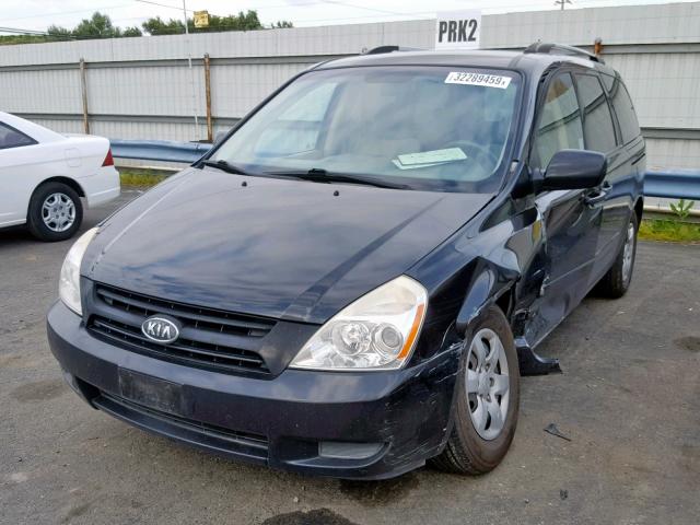 KNDMG4C34A6332970 - 2010 KIA SEDONA LX BLACK photo 2