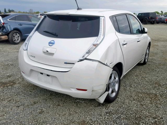 1N4AZ0CPXDC403920 - 2013 NISSAN LEAF S WHITE photo 4