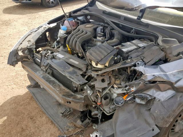 3VW2K7AJ8EM310529 - 2014 VOLKSWAGEN JETTA BASE GRAY photo 9