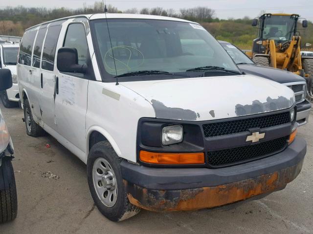 1GNFG154991172680 - 2009 CHEVROLET EXPRESS G1 WHITE photo 1