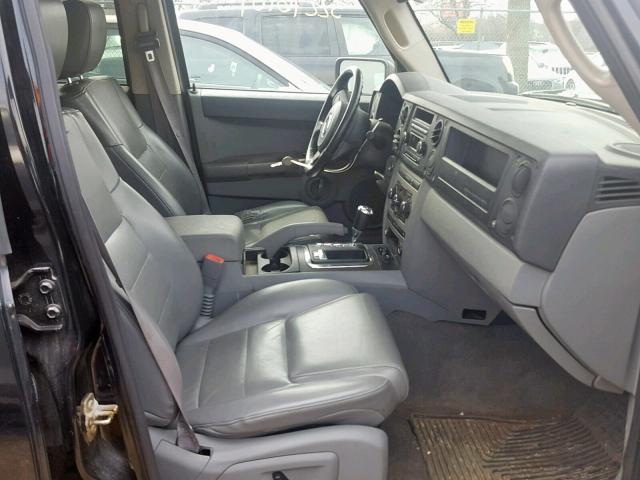 1J8HG48N36C179012 - 2006 JEEP COMMANDER BLACK photo 5