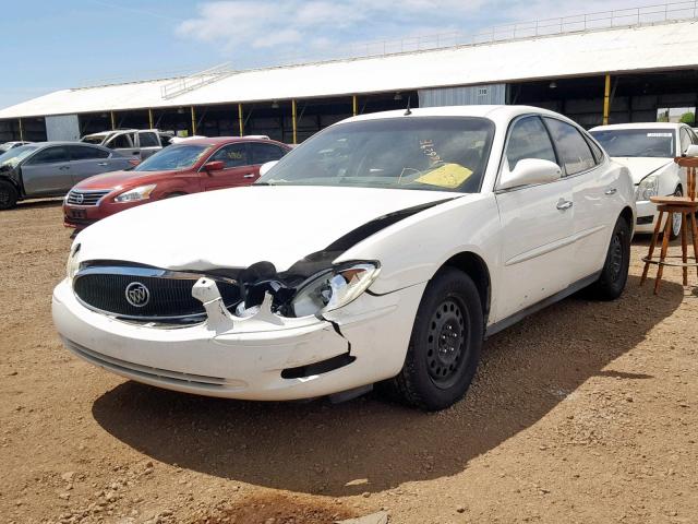 2G4WC532451310896 - 2005 BUICK LACROSSE C WHITE photo 2