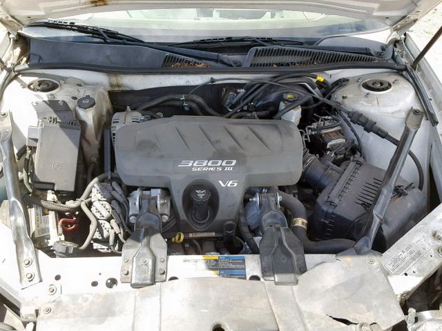 2G4WC532451310896 - 2005 BUICK LACROSSE C WHITE photo 7