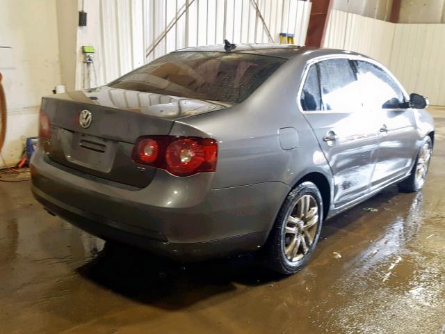 3VWAL71K79M167502 - 2009 VOLKSWAGEN JETTA TDI GRAY photo 4