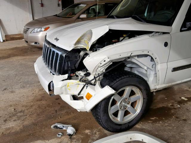 1J4GL58K26W231782 - 2006 JEEP LIBERTY LI WHITE photo 9