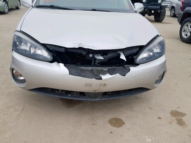 2G2WR554771224216 - 2007 PONTIAC GRAND PRIX 银色 照片 9