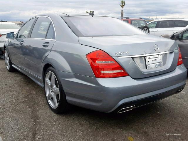 WDDNG7DB8CA452269 - 2012 MERCEDES-BENZ S 550 GRAY photo 3