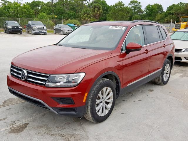 3VV3B7AX4JM165576 - 2018 VOLKSWAGEN TIGUAN SE RED photo 2