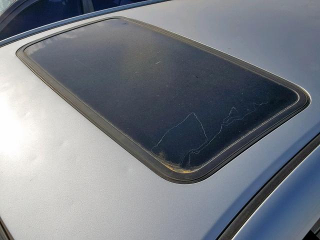 2T1KR32E55C442570 - 2005 TOYOTA MATRIX 银色 照片 9