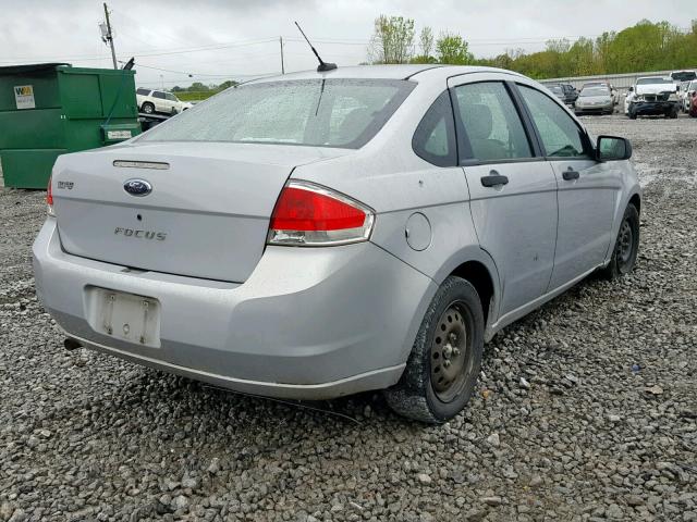 1FAHP34N78W286322 - 2008 FORD FOCUS S/SE SILVER photo 4