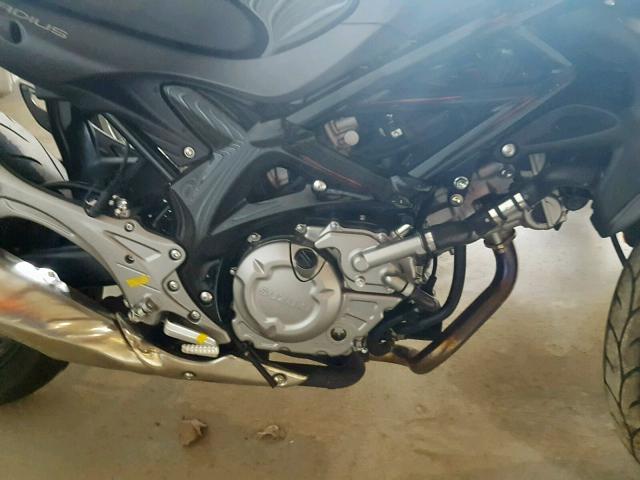 JS1VP55A6D2100320 - 2013 SUZUKI SV650 BLACK photo 7