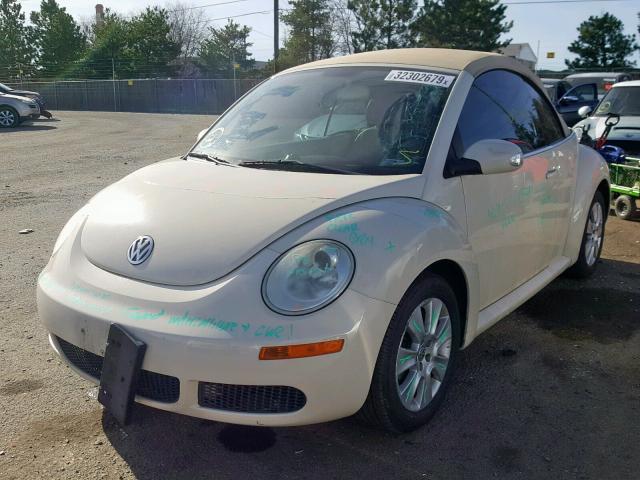 3VWRW3ALXAM009073 - 2010 VOLKSWAGEN NEW BEETLE Bej foto 2