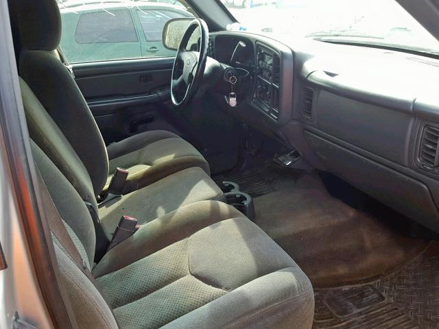 2GCEK19B051324233 - 2005 CHEVROLET SILVERADO GRAY photo 5