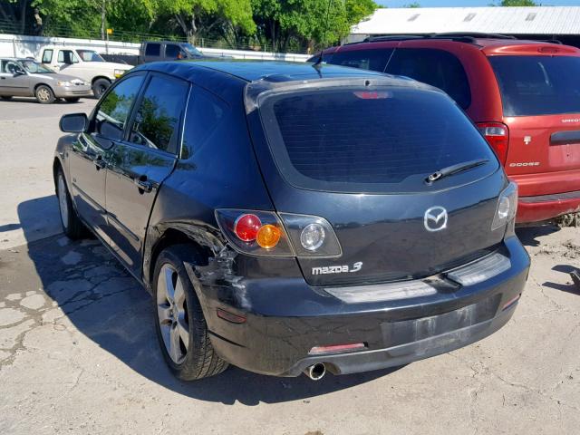 JM1BK343541204513 - 2004 MAZDA 3 HATCHBAC BLACK photo 3