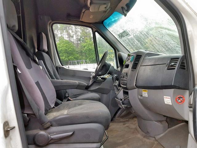 WDYPE845985295980 - 2008 FREIGHTLINER SPRINTER 2 WHITE photo 5