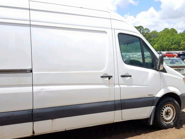 WDYPE845985295980 - 2008 FREIGHTLINER SPRINTER 2 WHITE photo 9