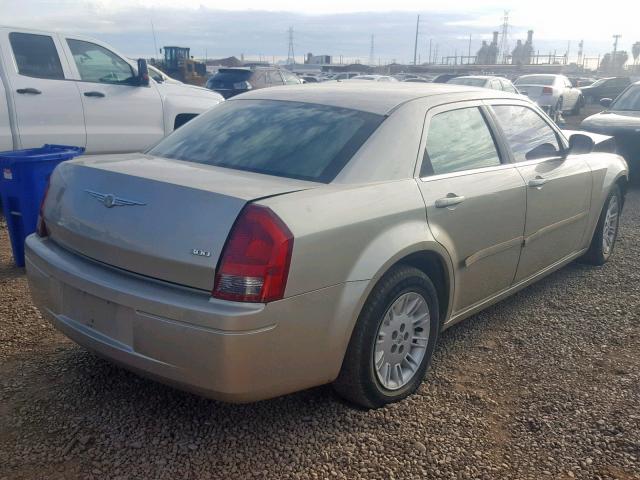 2C3KA43R26H329847 - 2006 CHRYSLER 300 GOLD photo 4