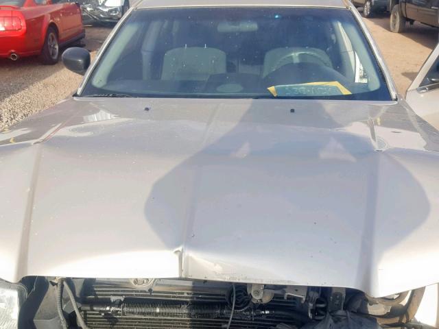 2C3KA43R26H329847 - 2006 CHRYSLER 300 GOLD photo 7