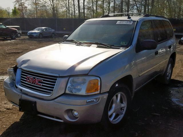 1GKDT13S362262768 - 2006 GMC ENVOY SILVER photo 2