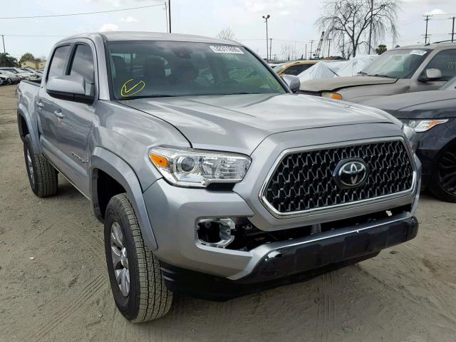 5TFAZ5CN6JX064194 - 2018 TOYOTA TACOMA DOU GRAY photo 1