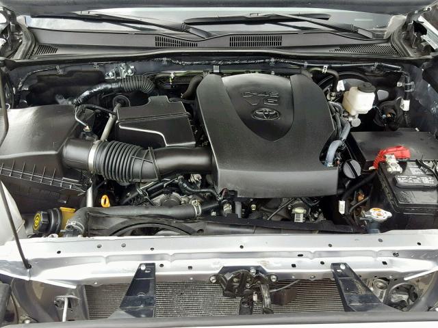 5TFAZ5CN6JX064194 - 2018 TOYOTA TACOMA DOU GRAY photo 7