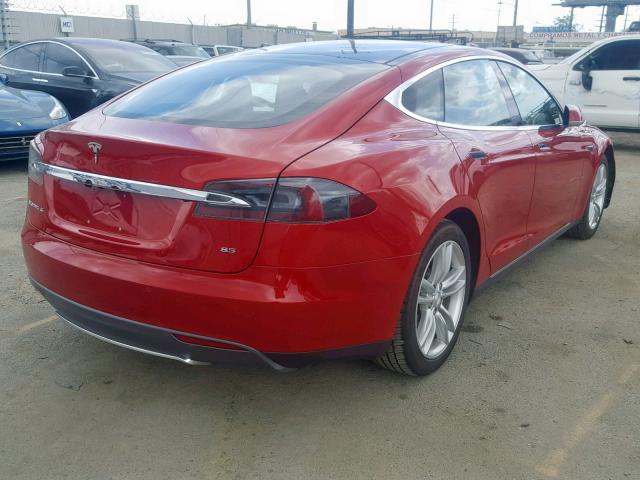 5YJSA1H17FFP68531 - 2015 TESLA MODEL S 85 RED photo 4