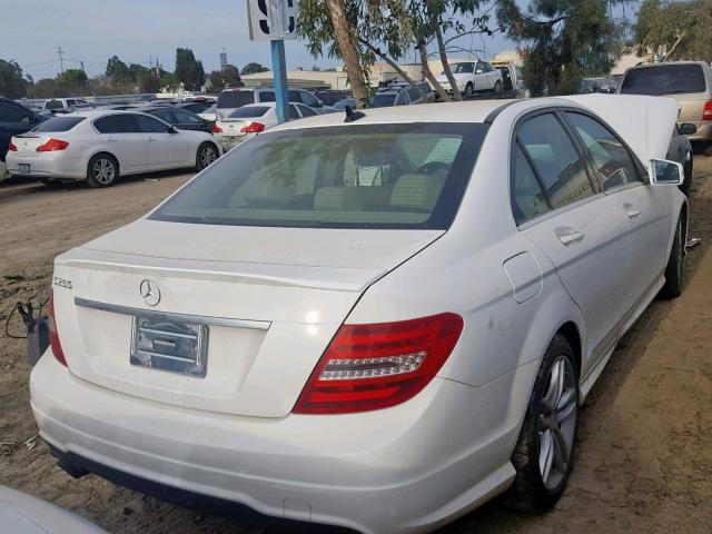 WDDGF4HB6EA965995 - 2014 MERCEDES-BENZ C 250 WHITE photo 4