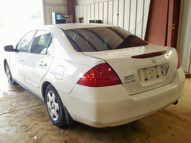 3HGCM56447G700782 - 2007 HONDA ACCORD LX WHITE photo 3