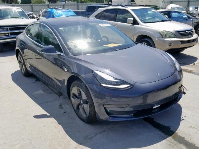 5YJ3E1EA7JF123982 - 2018 TESLA MODEL 3 GRAY photo 1