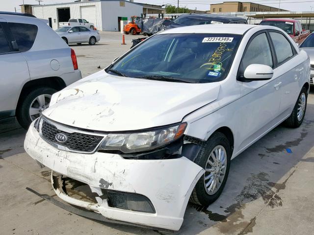 KNAFU4A26C5561023 - 2012 KIA FORTE EX WHITE photo 2