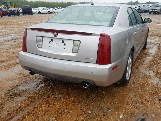1G6DW677750126324 - 2005 CADILLAC STS SILVER photo 4