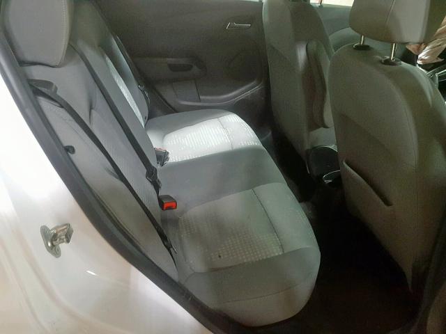 1G1JA6SHXC4140635 - 2012 CHEVROLET SONIC LS WHITE photo 6