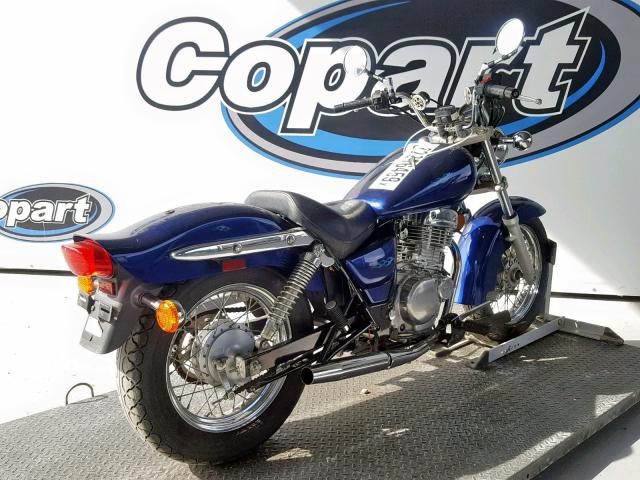 VTTNJ48A972102383 - 2007 SUZUKI GZ250 BLUE photo 4