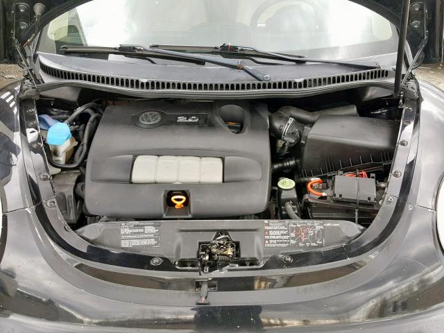 3VWCM31YX4M311572 - 2004 VOLKSWAGEN NEW BEETLE 黑色 照片 7