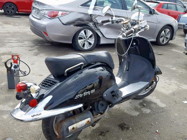 5F02T79A061800078 - 2006 TWIS SCOOTER BLACK photo 4