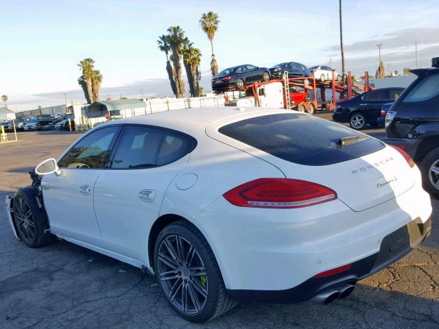 WP0AD2A72GL040346 - 2016 PORSCHE PANAMERA S WHITE photo 3