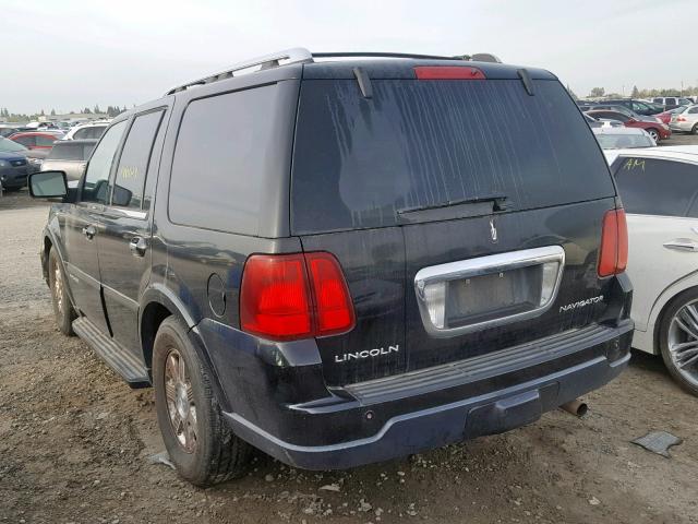 5LMFU27546LJ29063 - 2006 LINCOLN NAVIGATOR შავი ფოტო 3