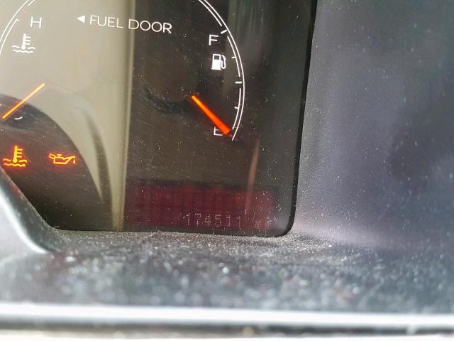 5LMFU28565LJ13654 - 2005 LINCOLN NAVIGATOR Qara foto 8