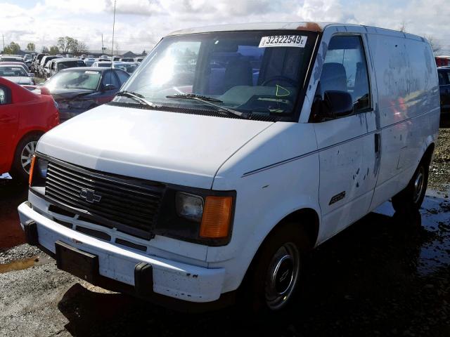 1GCDM15Z0NB142864 - 1992 CHEVROLET ASTRO WHITE photo 2