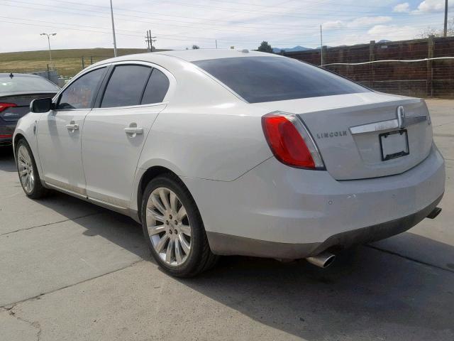 1LNHM94R19G618142 - 2009 LINCOLN MKS WHITE photo 3