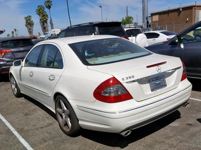 WDBUF56X59B398260 - 2009 MERCEDES-BENZ E 350 WHITE photo 3