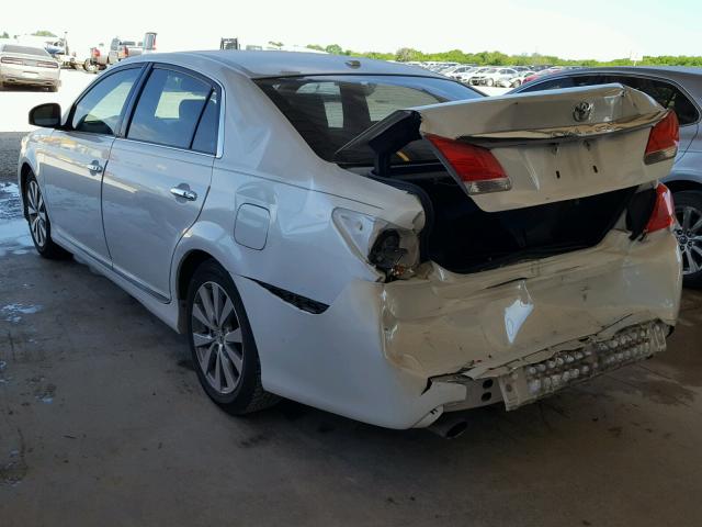 4T1BK3DB2BU393751 - 2011 TOYOTA AVALON BAS WHITE photo 3